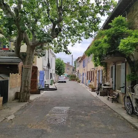 Charmante Maison De Village Provencale 85 M2 * Aix-en-Provence